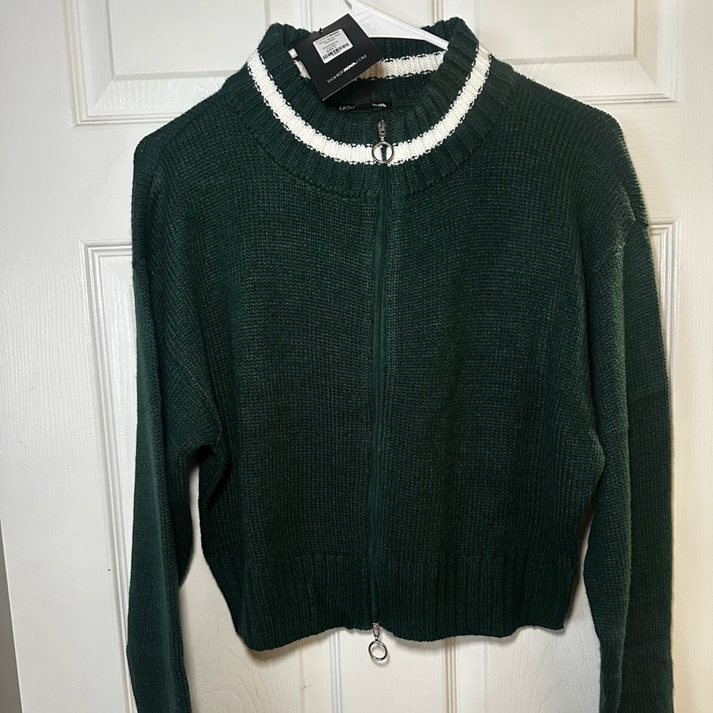 Fashion Nova green sweater